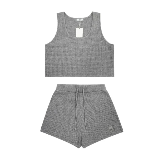 Alo Yoga Vest Set